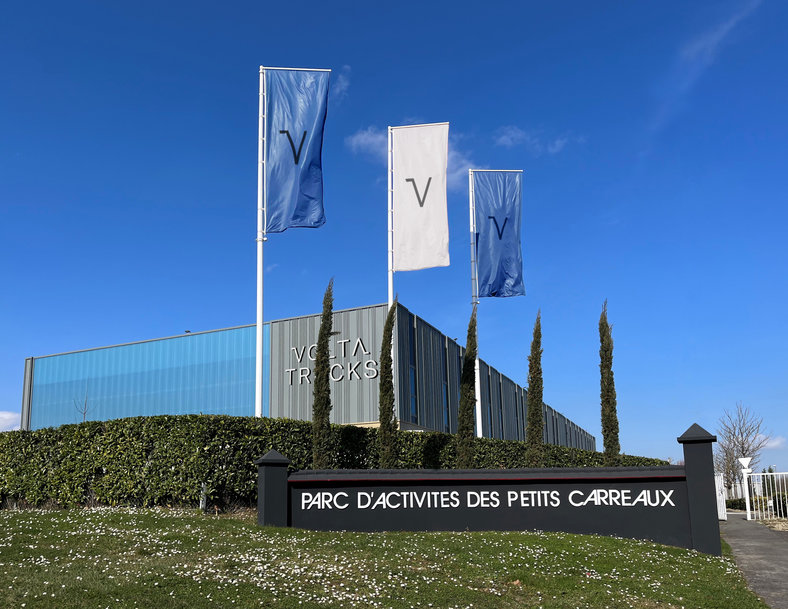 VOLTA TRUCKS PRESENTA IL SUO PRIMO CENTRO OPERATIVO TRUCK AS A SERVICE A PARIGI CHE FORNIRÀ ASSISTENZA A VOLTA ZERO, L'AUTOCARRO COMPLETAMENTE ELETTRICO